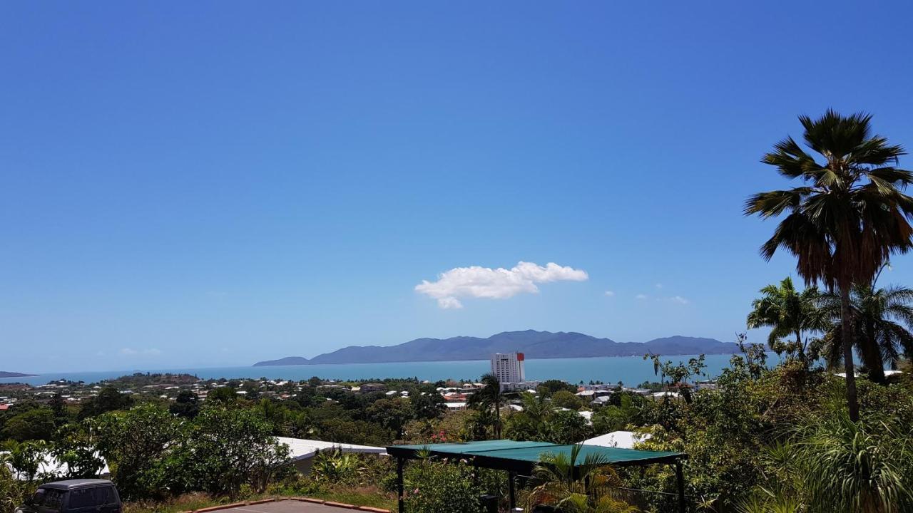 Island View Motel Townsville Buitenkant foto