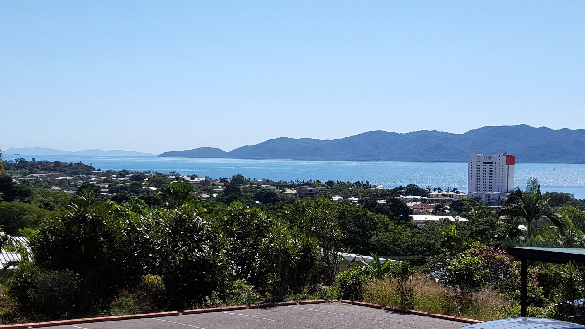 Island View Motel Townsville Buitenkant foto